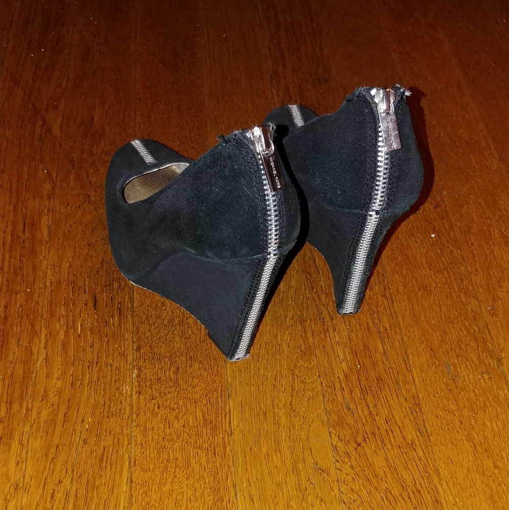 Michael kors wedges
